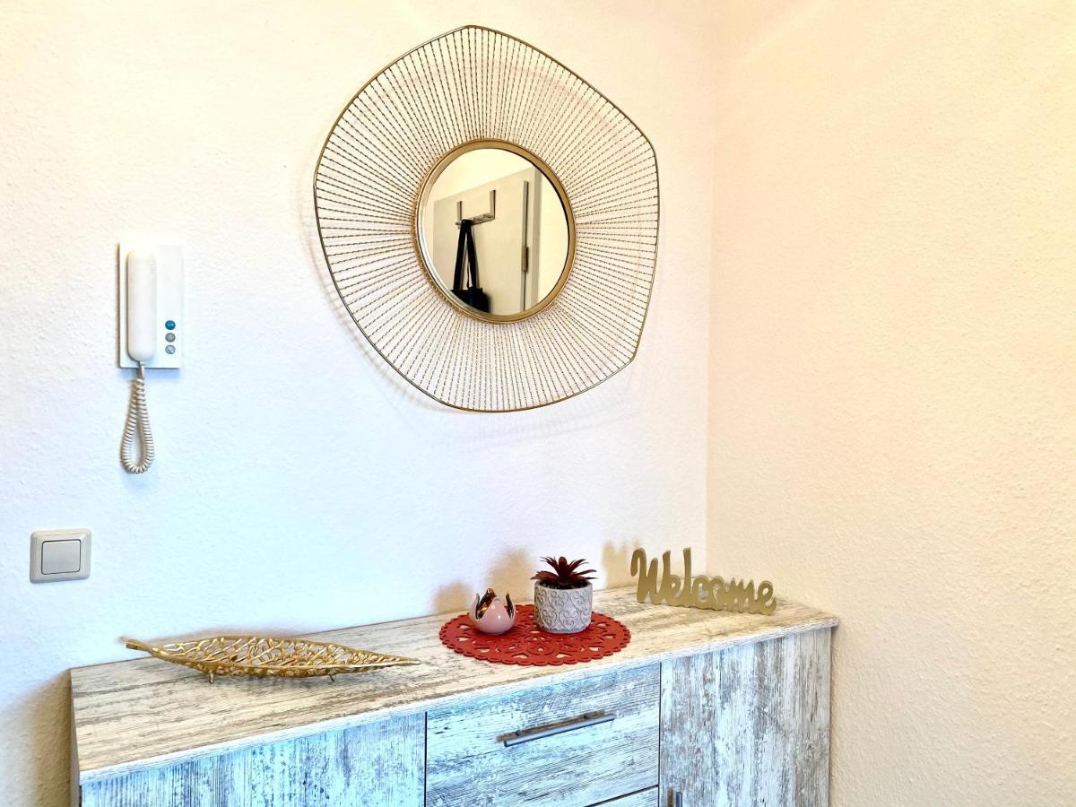 Cottbus-Apartments - Red Apartment I Privat I Wifi I Kueche I Balkon Buitenkant foto
