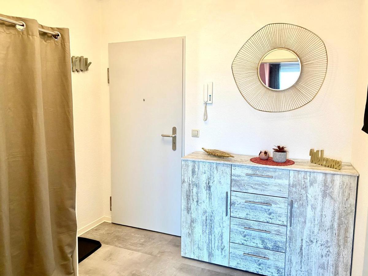 Cottbus-Apartments - Red Apartment I Privat I Wifi I Kueche I Balkon Buitenkant foto